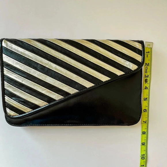 NWT Express Black & Gold Stripe Diagonal Flap Clutch Metallic Y2K 90s - Picture 8 of 8